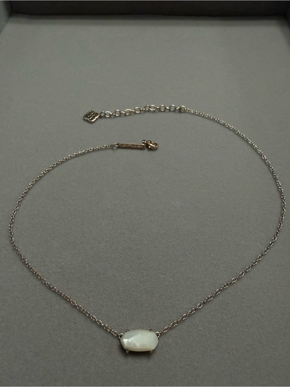 Kendra Scott White Mother of Pearl Pendant Adjustable Chain Necklace